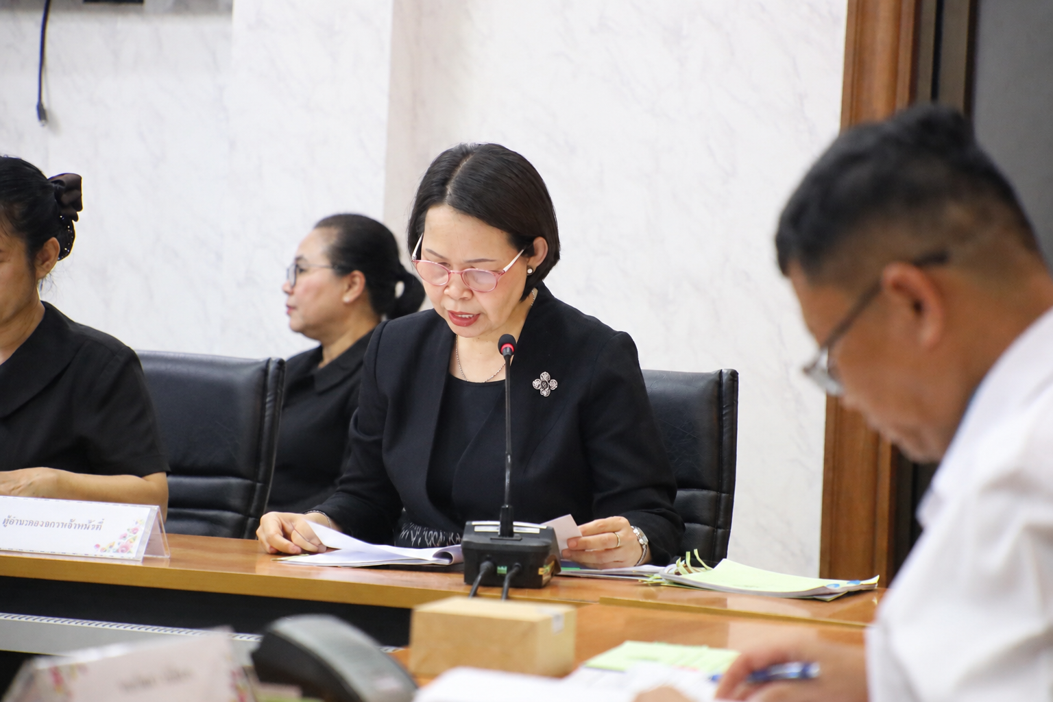 title - ส.ป.ก. ประชุมคณะกรรมการกลั่นกรองผลการประเมิน ผลการปฏิบัติราชการของข้าราชการพลเรือนสามัญ ในสังกัดสำนักงานการปฏิรูปที่ดินเพื่อเกษตรกรรม ครั้งที่ 1/2569